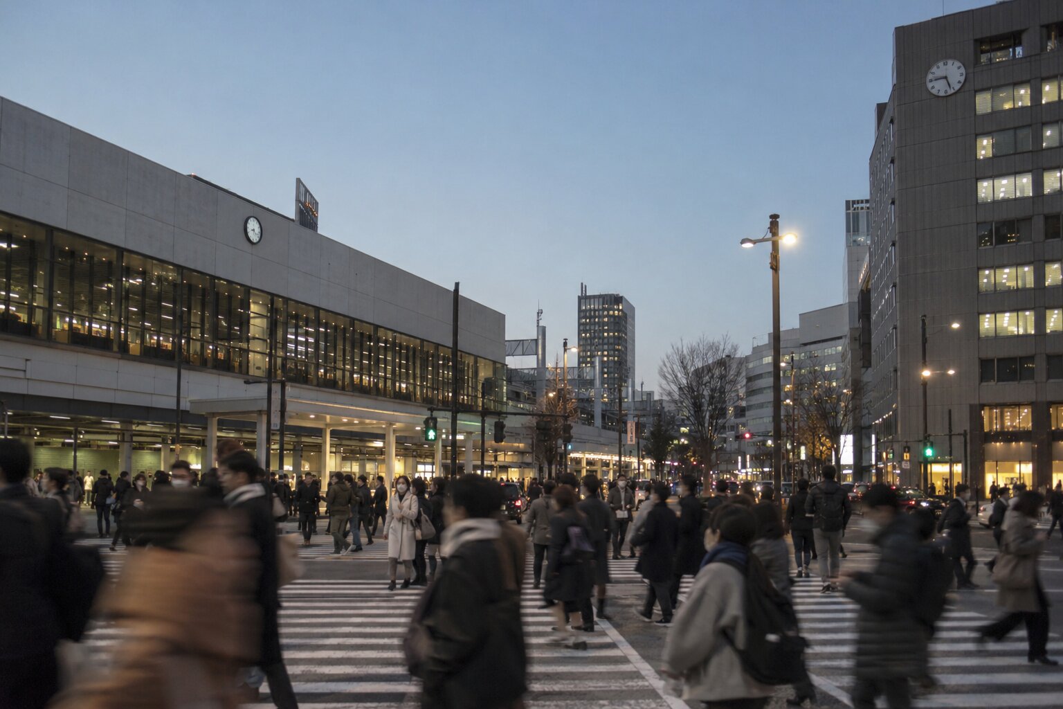 渋谷駅前のビルの時計に関する奇妙な記録